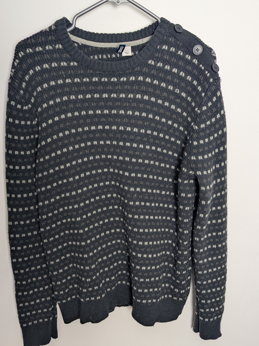 Divided Men's Dark Gray and Cream Patterned Button-Shoulder Sweater